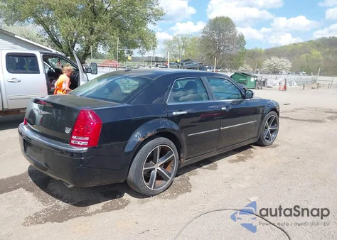 2009 Chrysler 300C Hemi из США, поврежденный, VIN 2C3KA63T89H580741